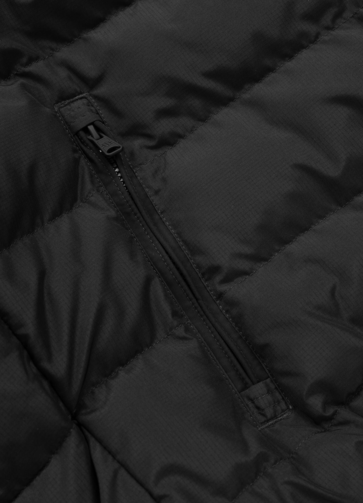 Kurtka zimowa pikowana z kapturem HIDDEN - Image 10