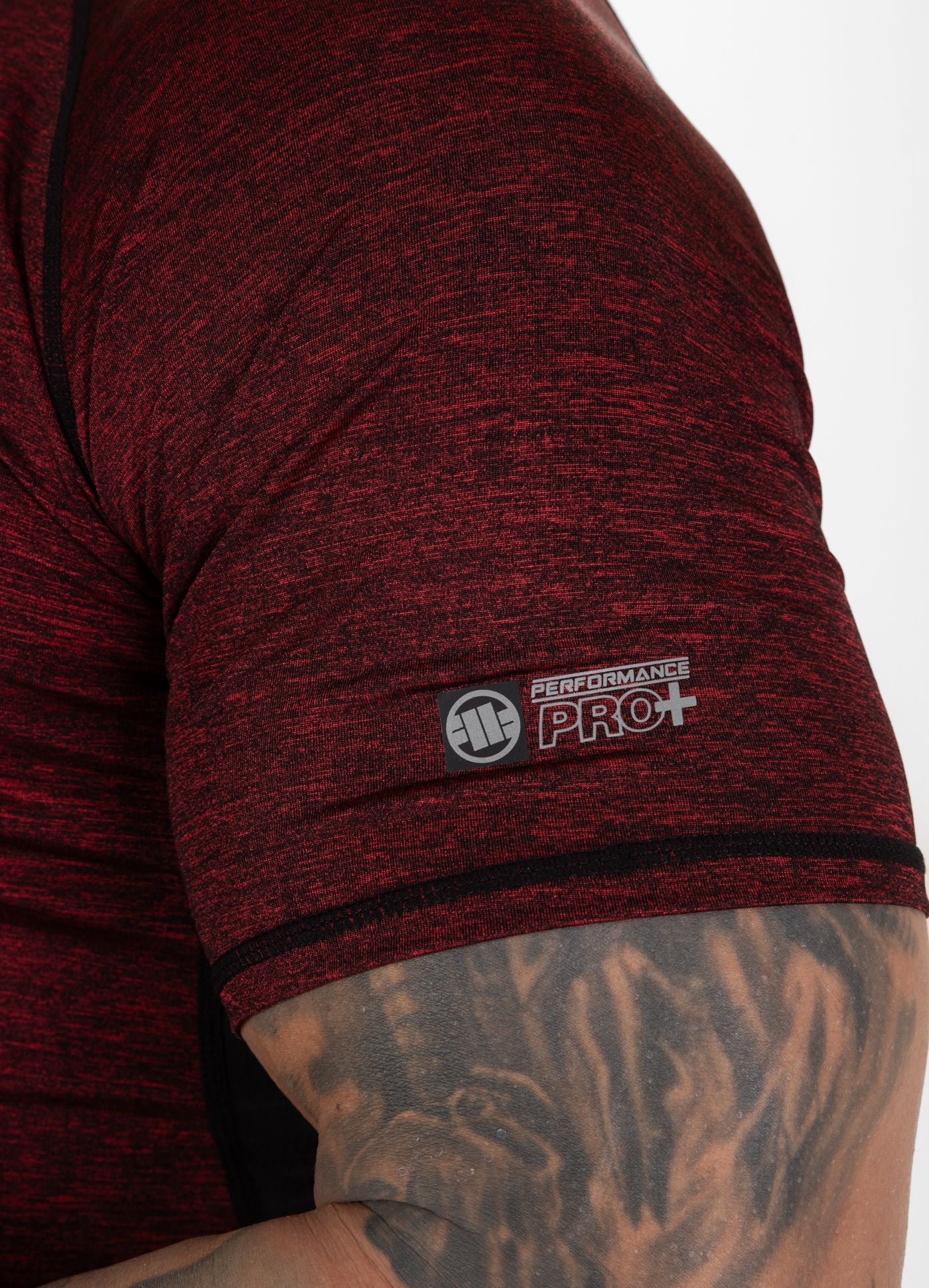 Rashguard Performance Pro plus New Logo - Image 7
